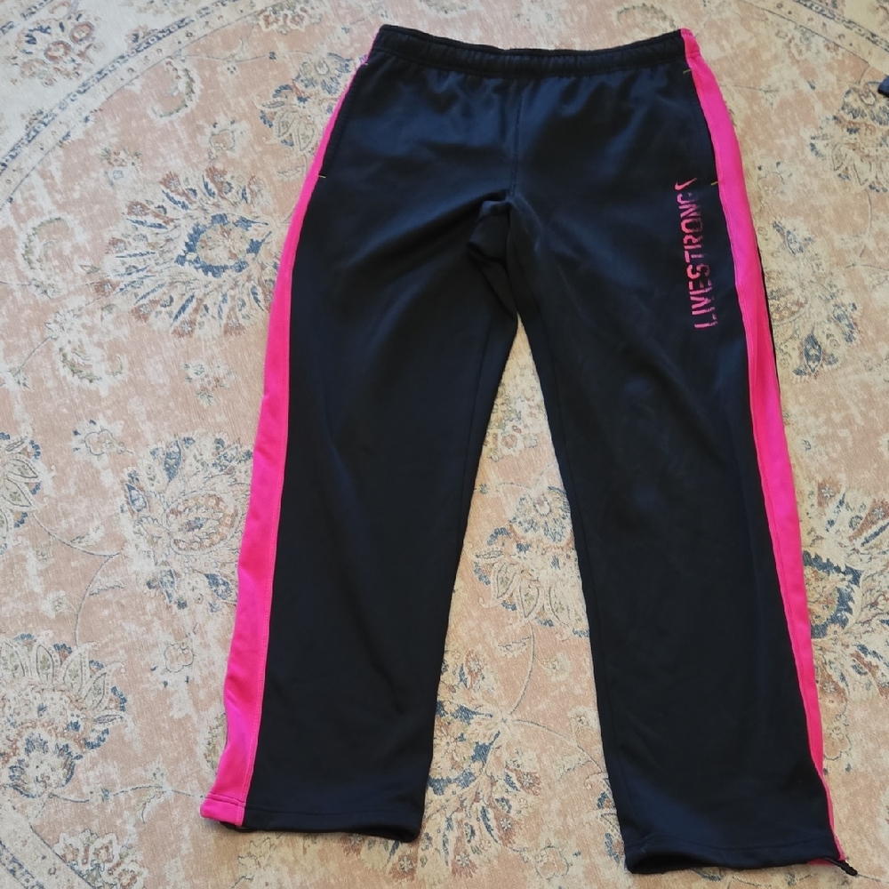 Nike Black Livestrong Therma-Fit Workout Track pants Black Pink Fleece Sz M EUC